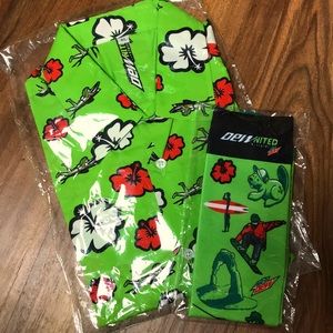Mountain Dew Dewnited XL T-shirt and Socks